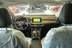 ئێم جی HS